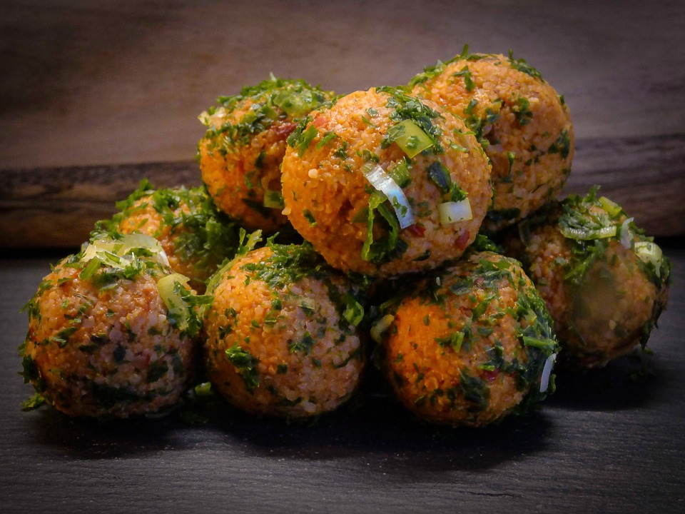 Bulgur 101: Alles, was du über das beliebte Getreide wissen solltest