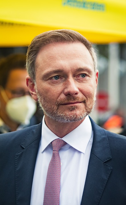 Warum die FDP endlich aufwacht: Parallelen zum Lambsdorff-Papier und die Haltung von SPD und Grünen. (96 Zeichen)