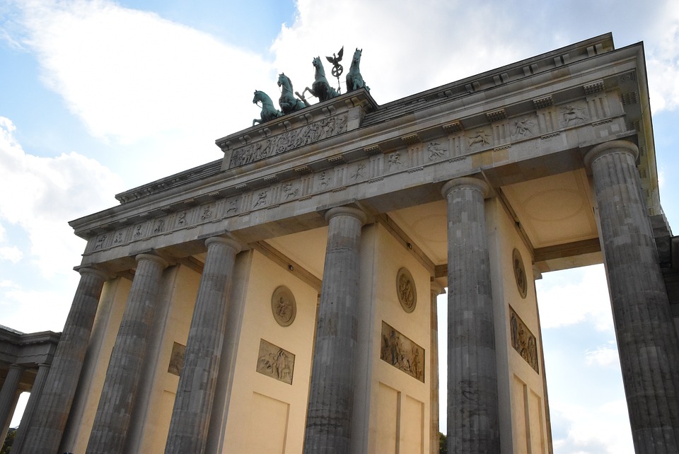 Wann und wie du in Deutschland in Rente gehen kannst – alle wichtigen Faktoren für deinen Renteneintritt erklärt!