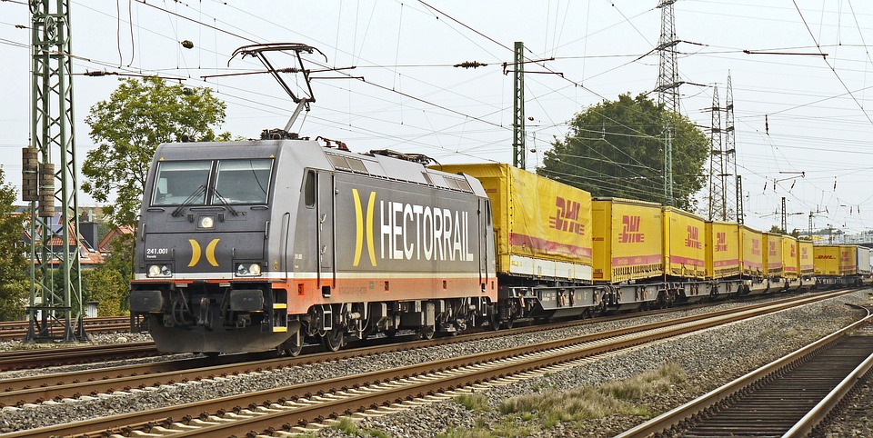 DHL Betrugsmasche: Finanzielle Vorsichtsmaßnahmen für Kunden von Paketdienstleistern