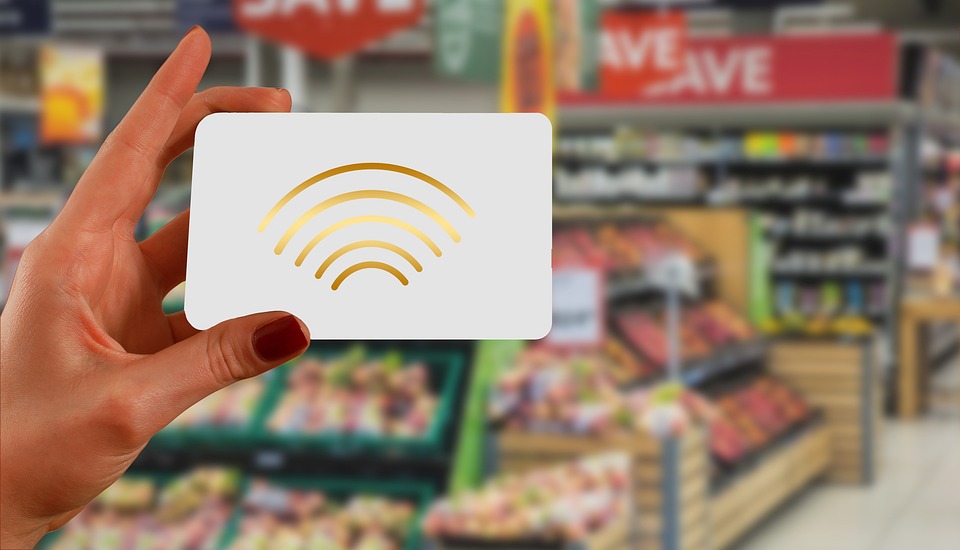 Bargeldloses Zahlen: Probleme mit Debitkarten von Visa und Mastercard – Finanzexperte klärt auf
