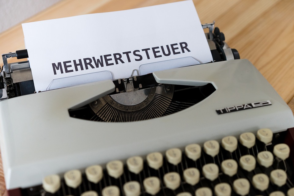 Hebesätze für Grundsteuer in Deutschland steigen laut Umfrage der DIHK – Nordrhein-Westfalen und Sachsen am höchsten.