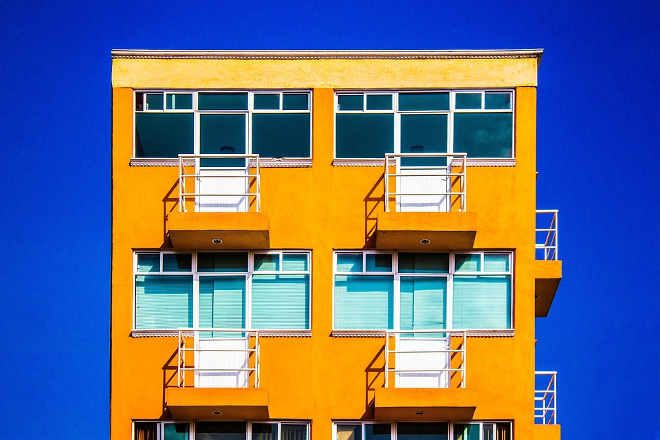 Finanzexperte schildert Planung von 15 neuen Wohnungen in Essen-Westen