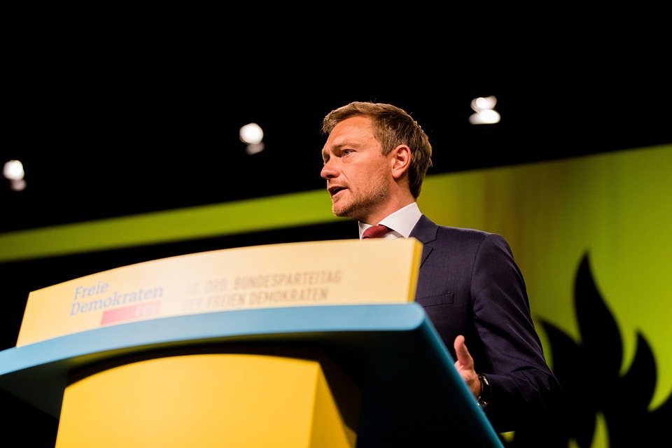 Finanzminister Lindner auf Reform-Mission: EU-Länder im Ringen um Schuldenregeln