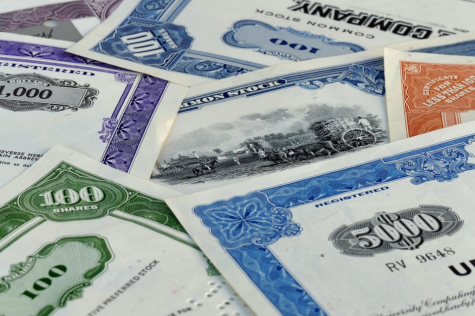 Anleihen: Jede Menge Geld verdienen ohne Aktienrisiko – worauf es zu achten gilt