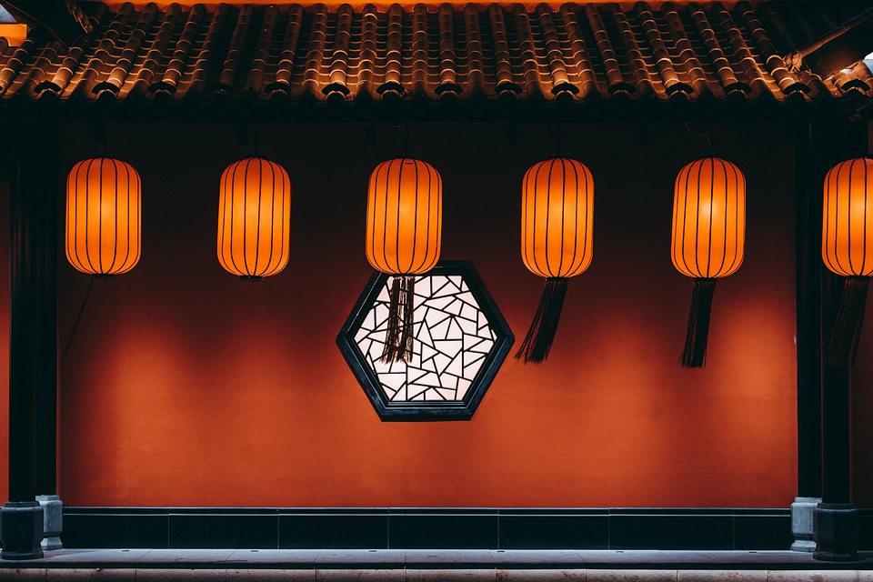 Chinesische Aktienmarkt-Abflüsse: Zu diesem Trend gibt es wachsende Bedenken seitens aktueller Investoren.