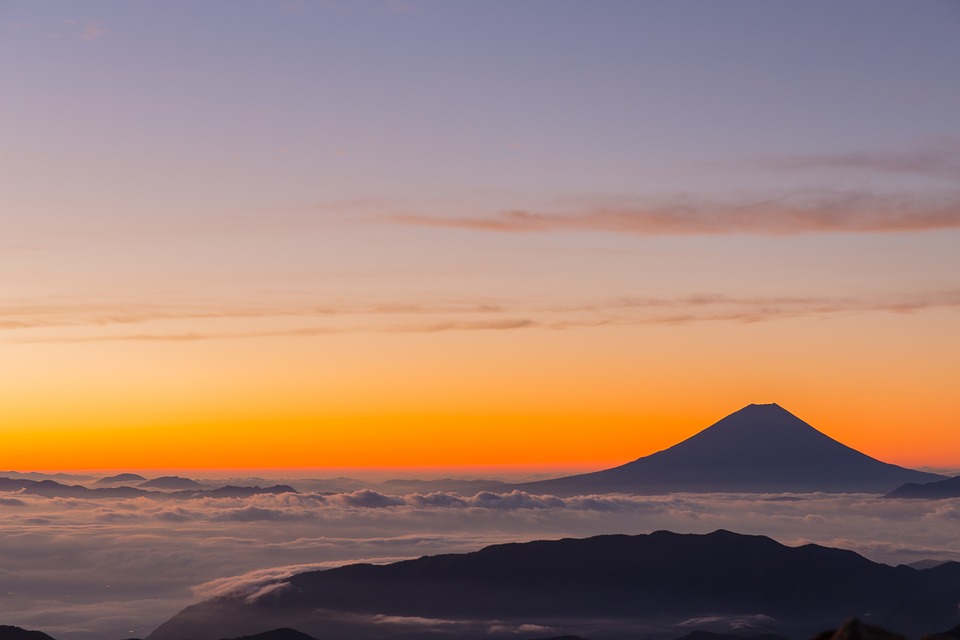 Japans Kerninflation sinkt auf 2,5 Prozent im November – Experten sehen Hoffnungsschimmer am Horizont