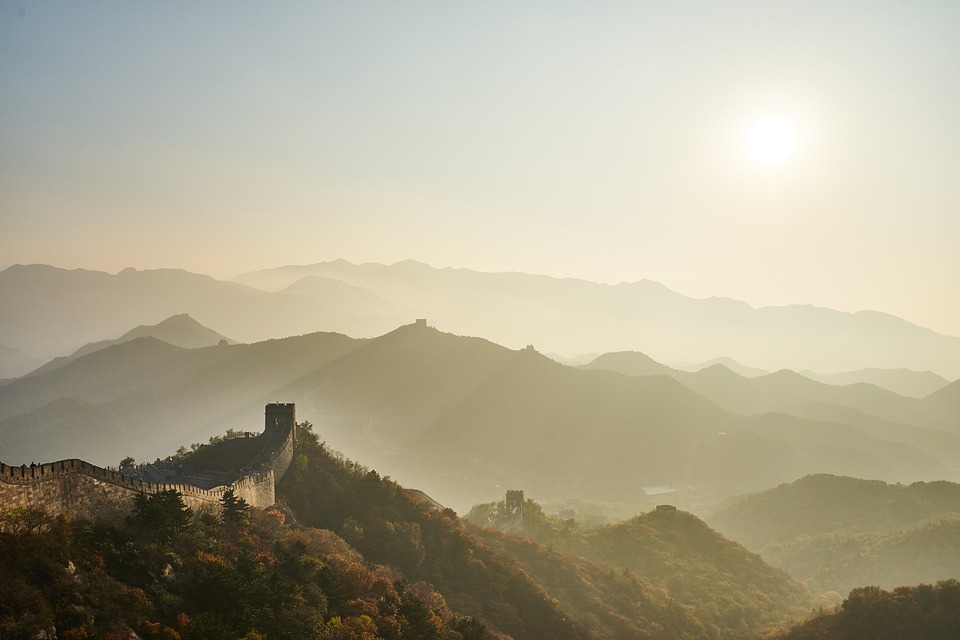 China: Aktien fallen auf den tiefsten Stand seit Jahren – Wie reagiert die Regierung?