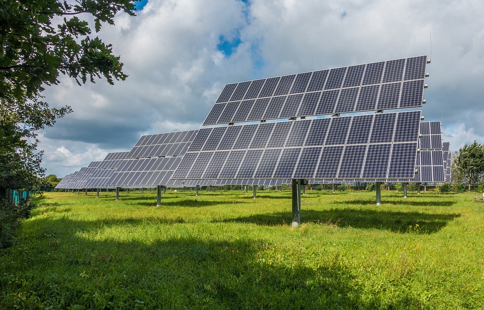 Strom- und Gaspreise 2024: Experten raten Verbrauchern zum Anbieterwechsel wegen Mehrkosten