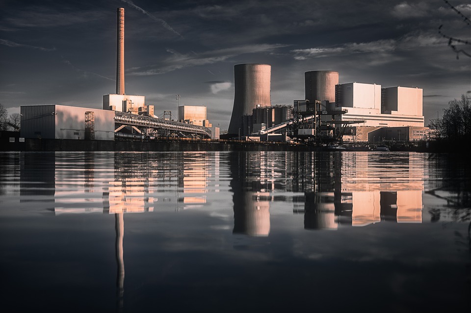 RWE kauft Vattenfall das Norfolk-Offshore-Windportfolio in Großbritannien für 963 Millionen Pfund – Kaufpreis und erwarteter Abschluss 2024.
