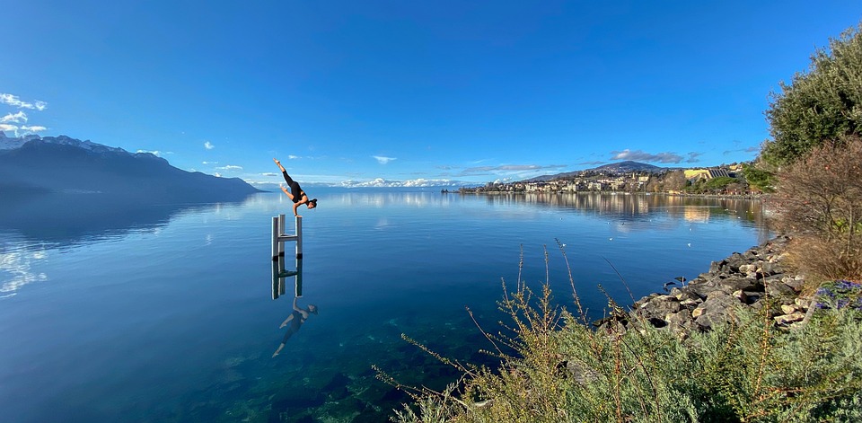 Preisentwicklung 2023: Genfersee und Innerschweiz im Aufwind, Zürich und Südschweiz im Rückgang