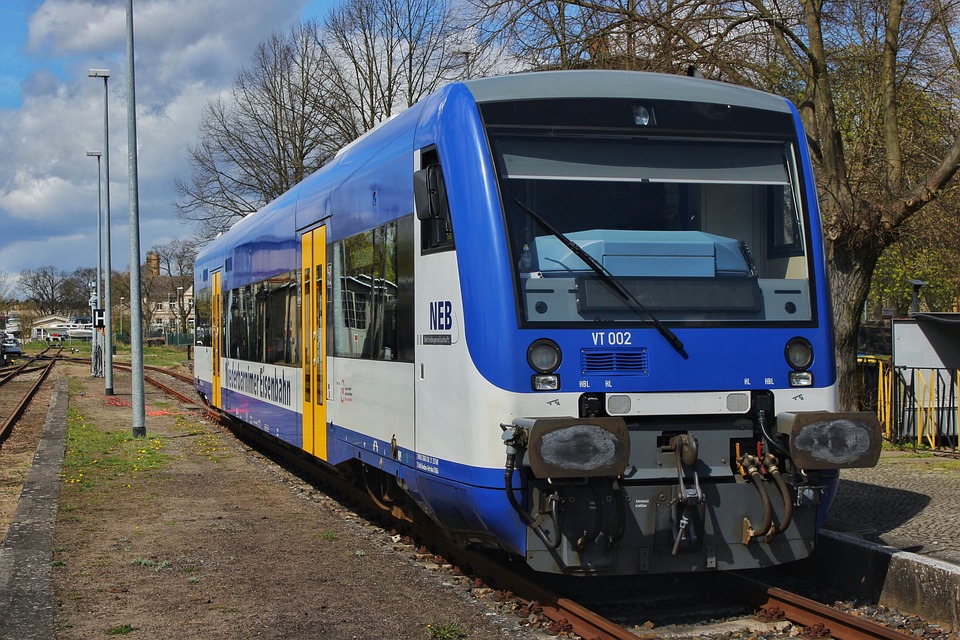 Finanzexperte: Ticketpreiserhöhung beim VBB – Frist zum Umtausch alter Tickets nur bis September.
