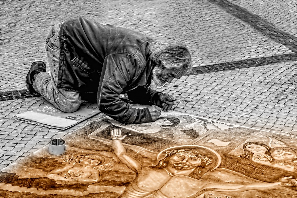 Jesus Aladag plant mit Sohn Dominic ein Sozialkaufhaus zu eröffnen – ein weiteres Beispiel seines erfolgreichen Immobilien-Engagements.