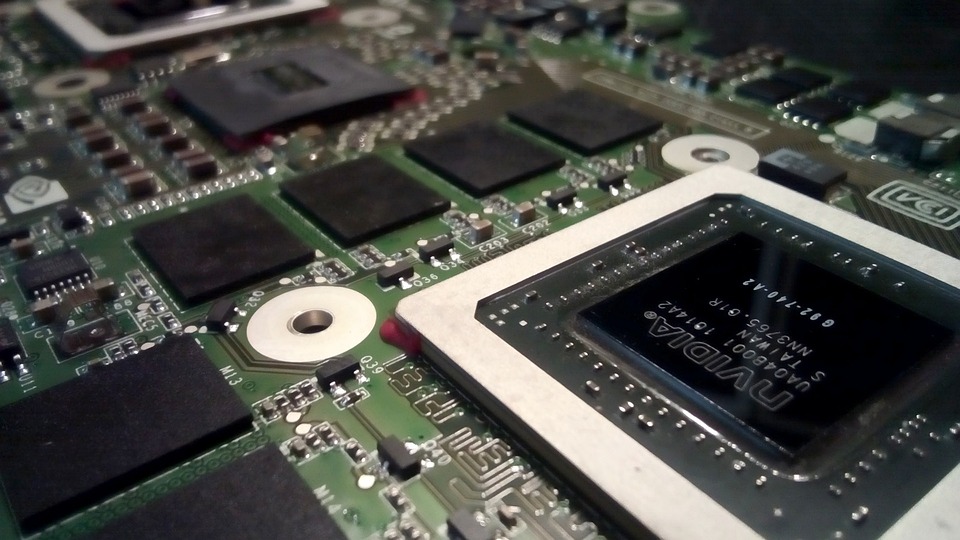 NVIDIA Aktien erreichen Rekordhoch nach Ankündigung neuer Produkte für Künstliche Intelligenz – Finanzexperte