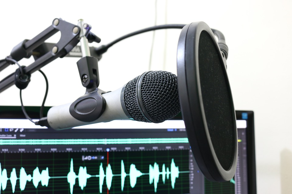 Podcast von finanzen.net: Analyse von IONOS und KATEK-Übernahme durch Kontron