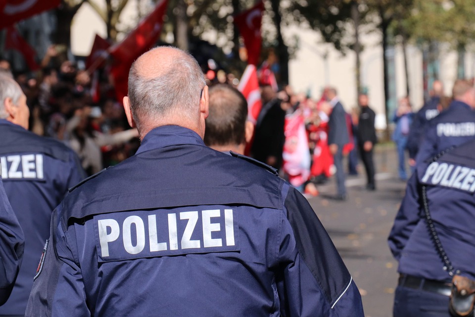 Deutschland in der Depression: Wie die wirtschaftliche und politische Krise das Land lähmt und die Zukunft verunsichert.