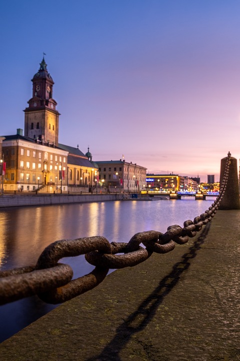 Die Vollkaskomentalität der deutschen Wirtschaft: Ein Finanzexperte kritisiert die Gefahren für Deutschlands Zukunftsfähigkeit