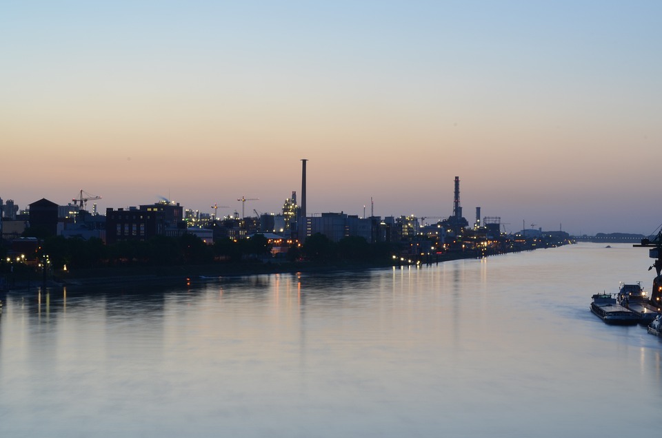 BASF Aktie: Aufwärtstrend in Euro trotz kurzfristiger Abwärtstrends