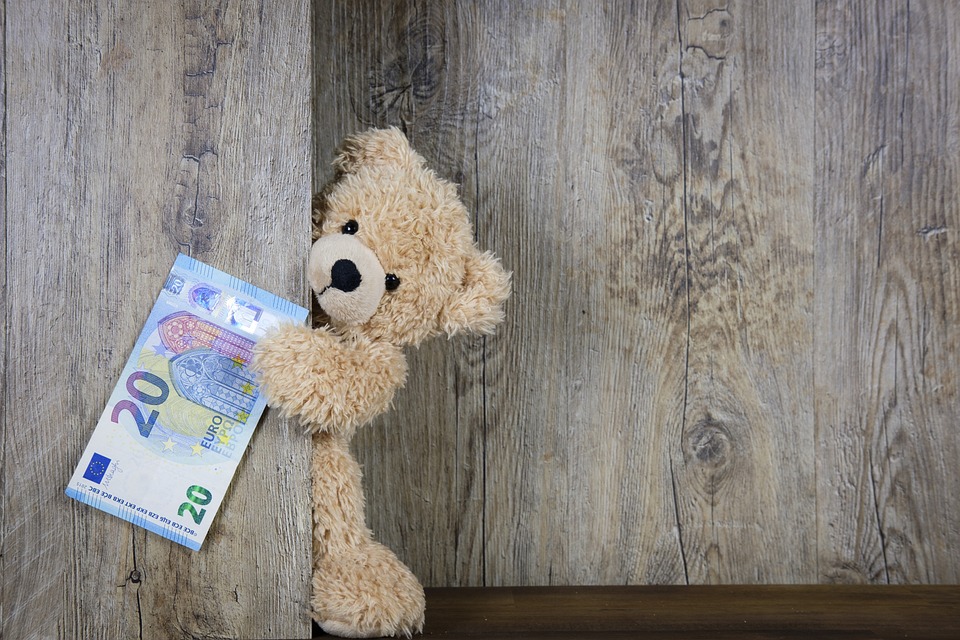 Baukredite steigen um 5000 Euro: Tilgungsanteil sinkt, Kredite werden teurer