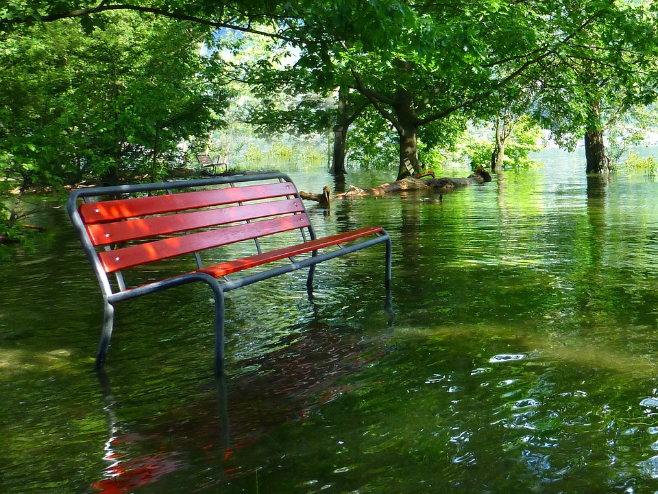 Hochwasser und Versicherungen: Schutz vor finanzieller Katastrophe