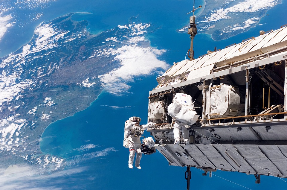 ISS scheitert: Nikolaus von Bomhard mit 72 Prozent Zustimmung im Amt