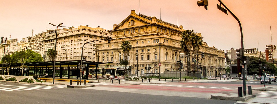 Protestwelle in Buenos Aires gegen Bildungskürzungen