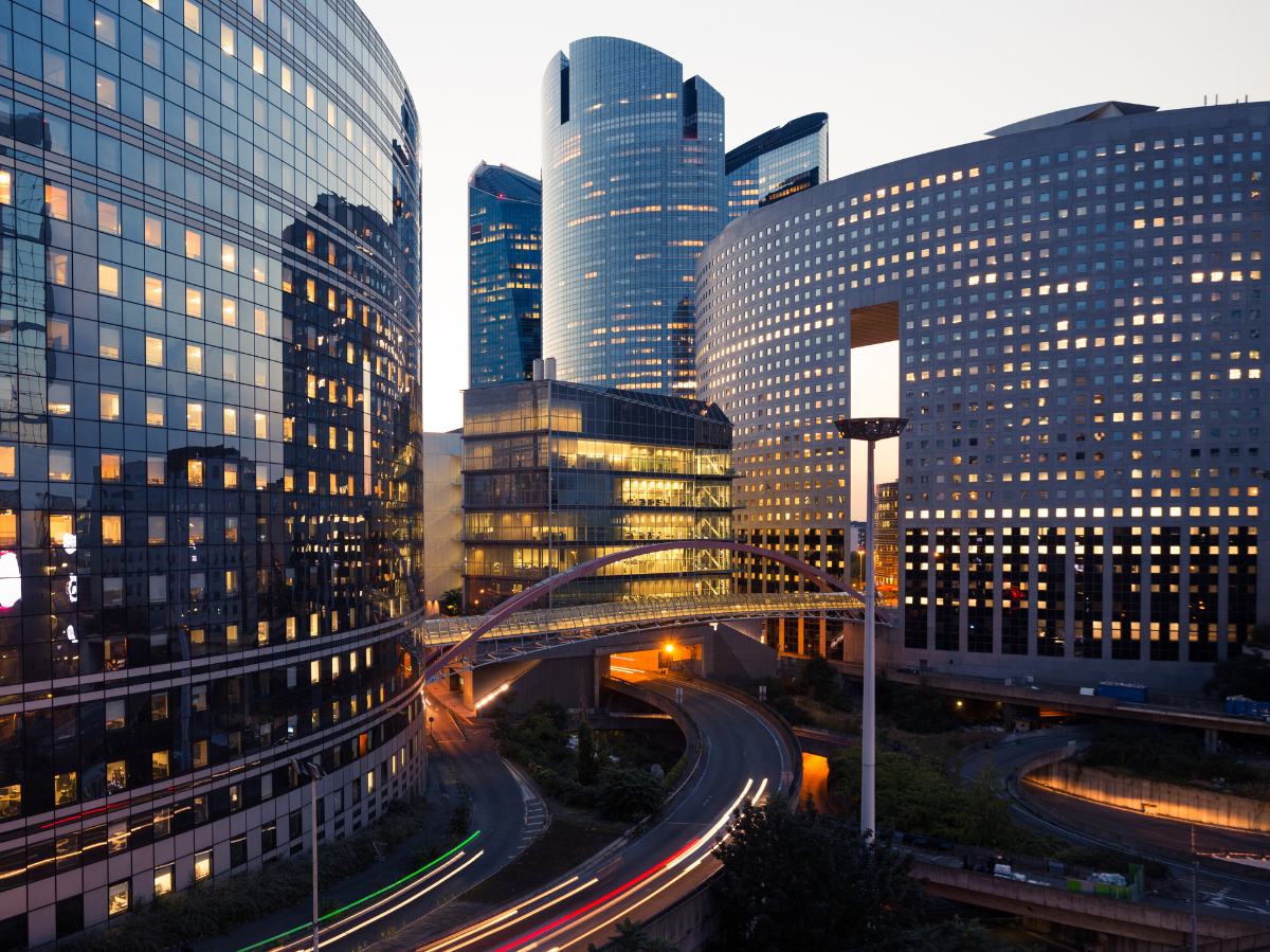 TE Connectivity: Starkes Wachstum durch Elektrifizierung und KI-Integration